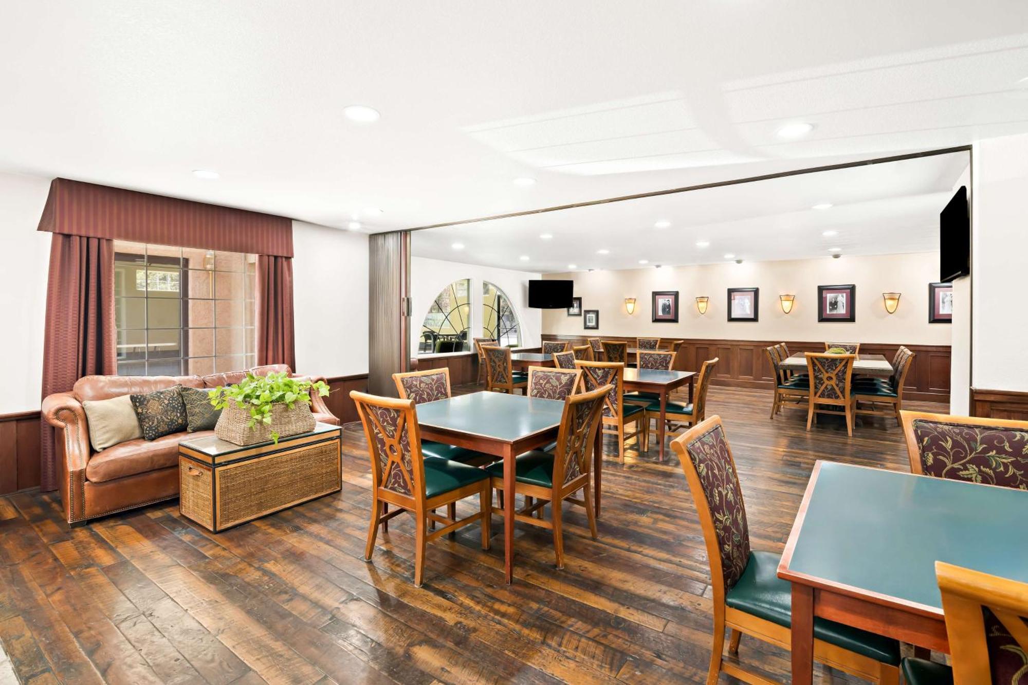 Best Western Newberry Station La Pine Exterior foto